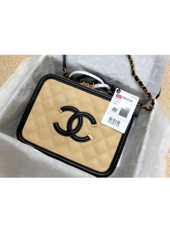 CHANEL VANITY CASE